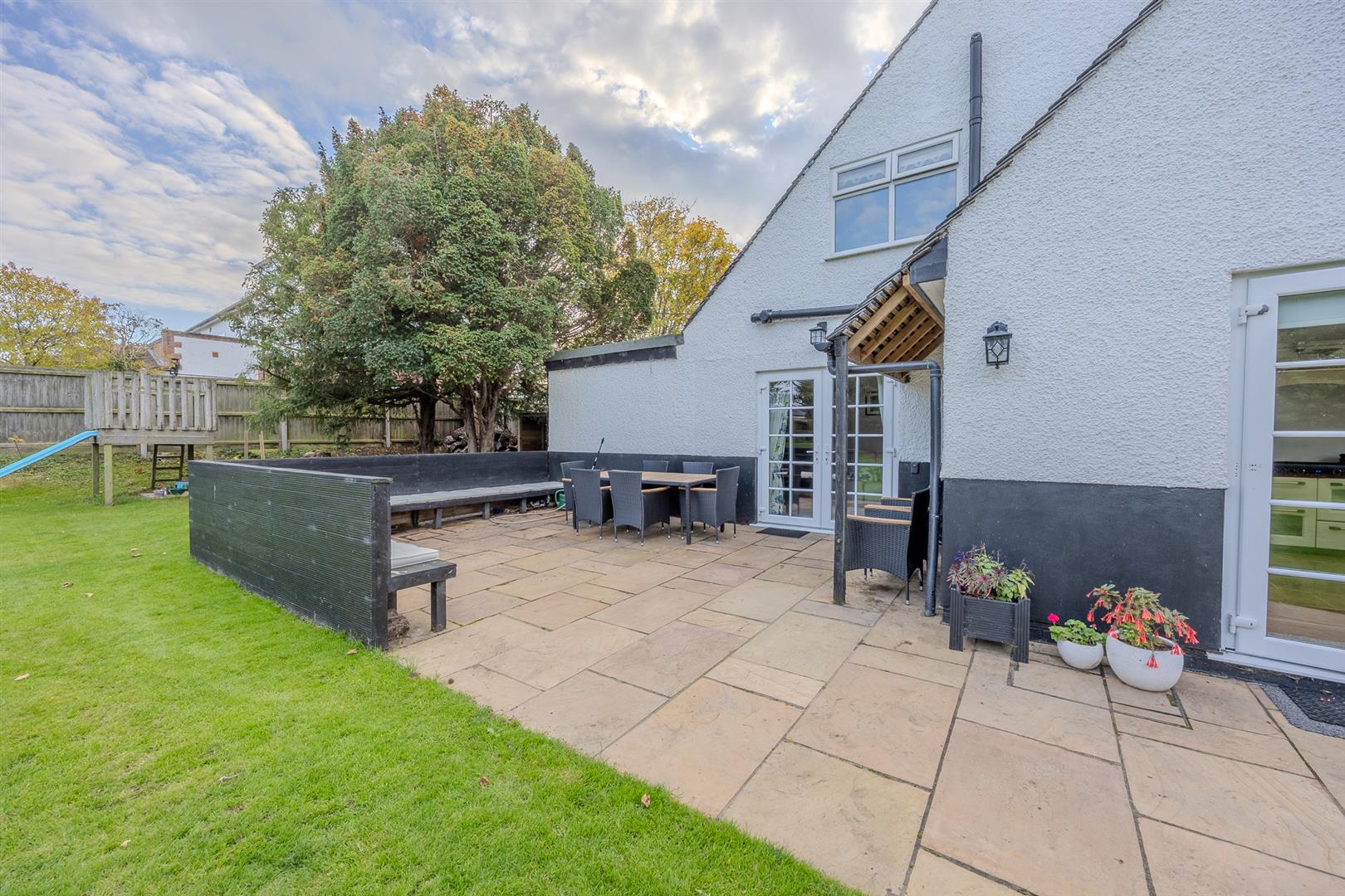 Cotmer Road, Oulton Broad South Gallery Image